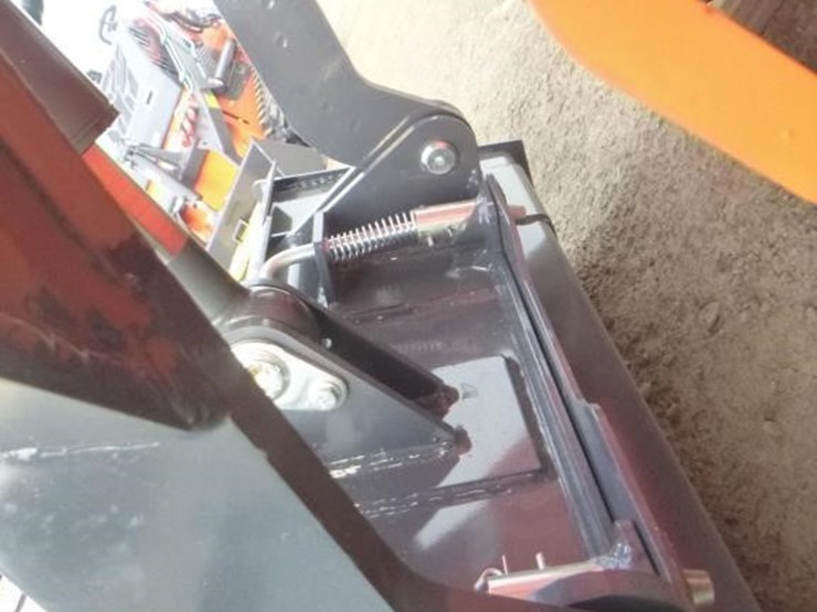 tpm-t460-skid-steer-track-loader-image-10