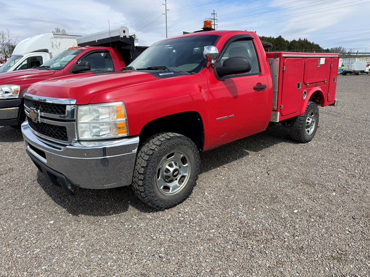 2011-chevrolet-2500-image-1