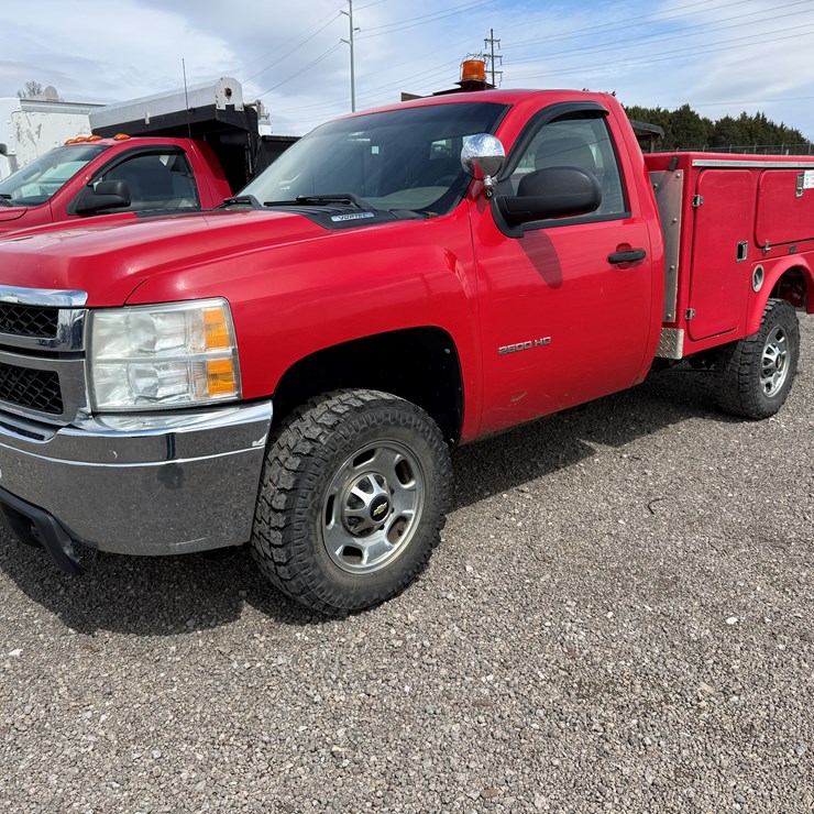 2011 CHEVROLET 2500