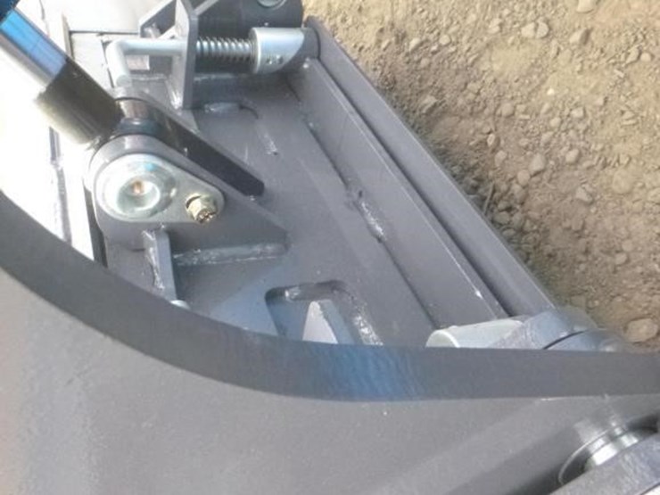 2026-zjg-zj-380-skid-steer-track-loader-image-10