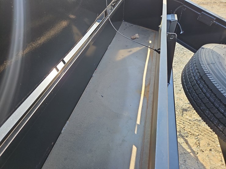 2023-gatormade-t/a-utility-trailer-image-10