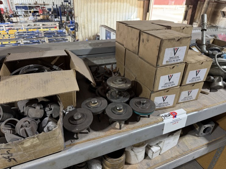 6-shelve-section-of-kerr-&-some-ofm-triplex-pump-parts-image-7