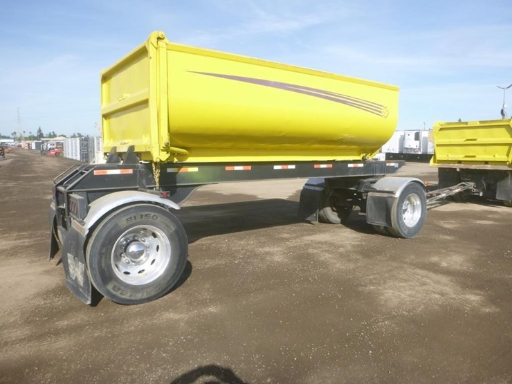 2014-peterbilt-388-image-38