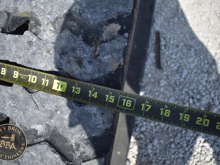 2023-caterpillar-259d3-image-16