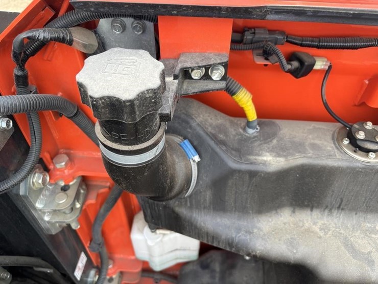 2024-kubota-svl75-3-image-35