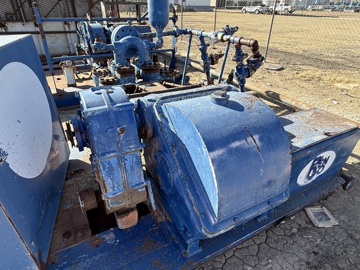gardner-denver-fxydja-duplex-pump-mtd-on-15-x-8-skid-(no-power)-image-3