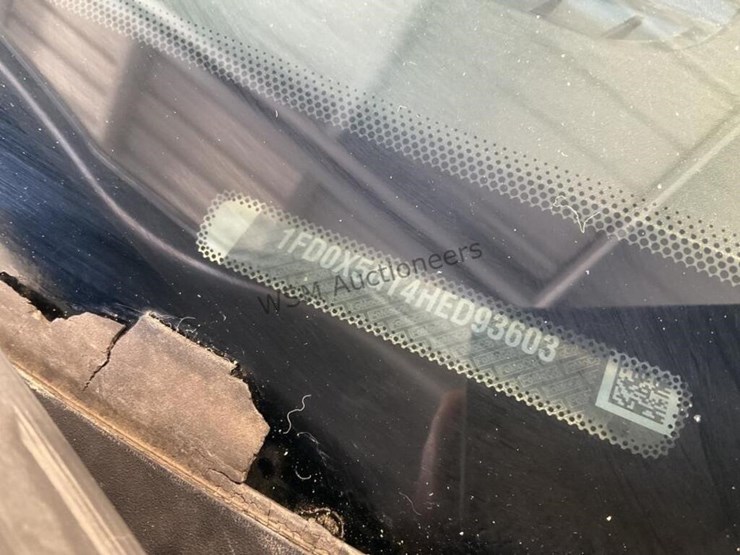 2017-ford-f550-image-14