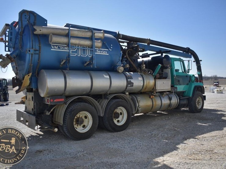 1996-ford-lnt8000-image-12