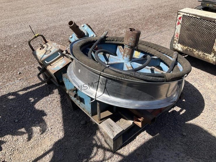 condux-hydraulic-cable-puller-image-3