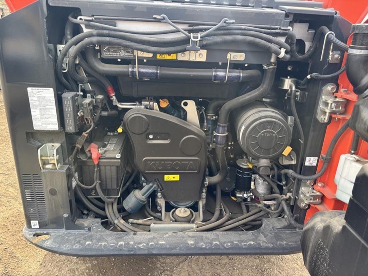 2024-kubota-svl75-3-image-29