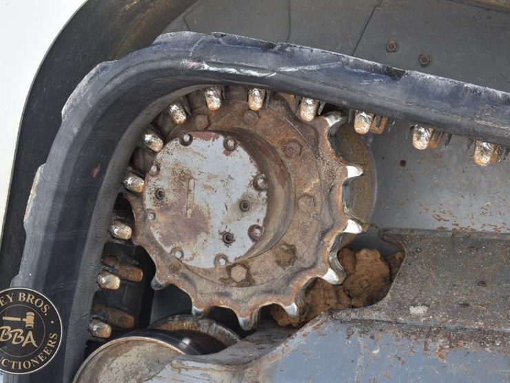 2020-takeuchi-tl8r2-image-39