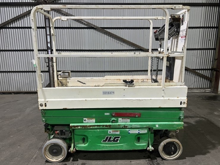 2017-jlg-1930es-image-3