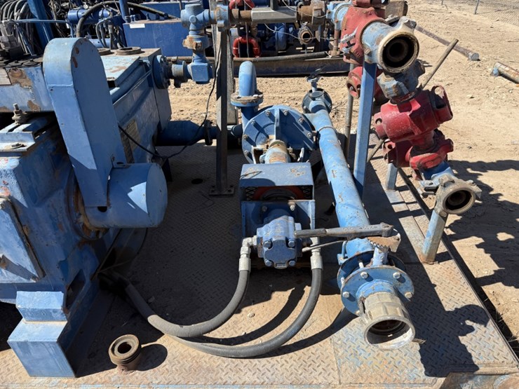 caterpillar-c13-image-17