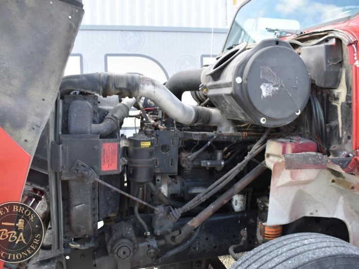 1993-international-8200-image-29