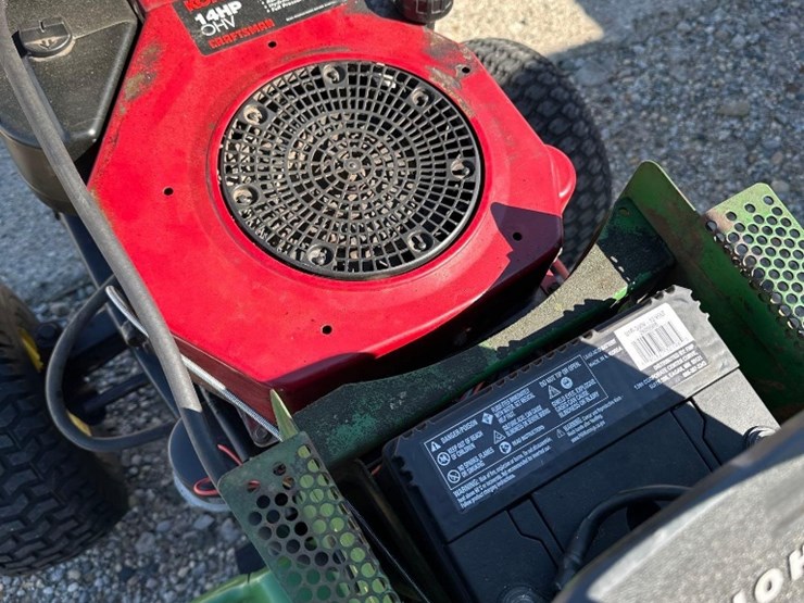 john-deere-116-image-6