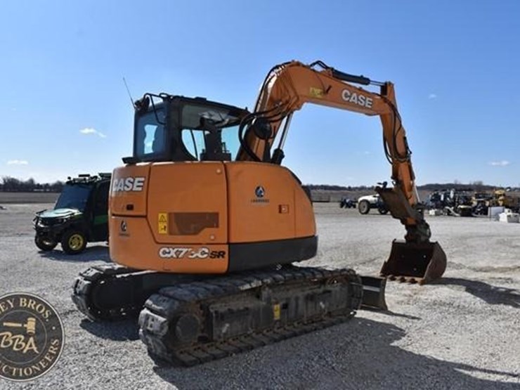 2022-case-cx75csr-image-17