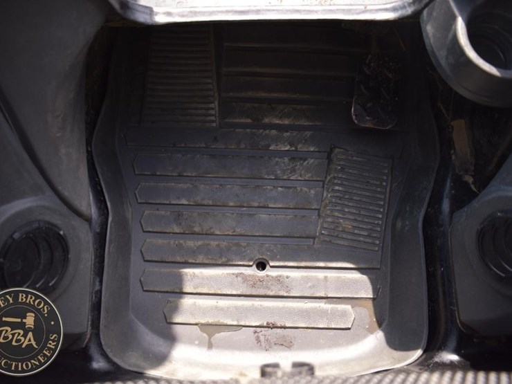 2022-caterpillar-259d3-image-50