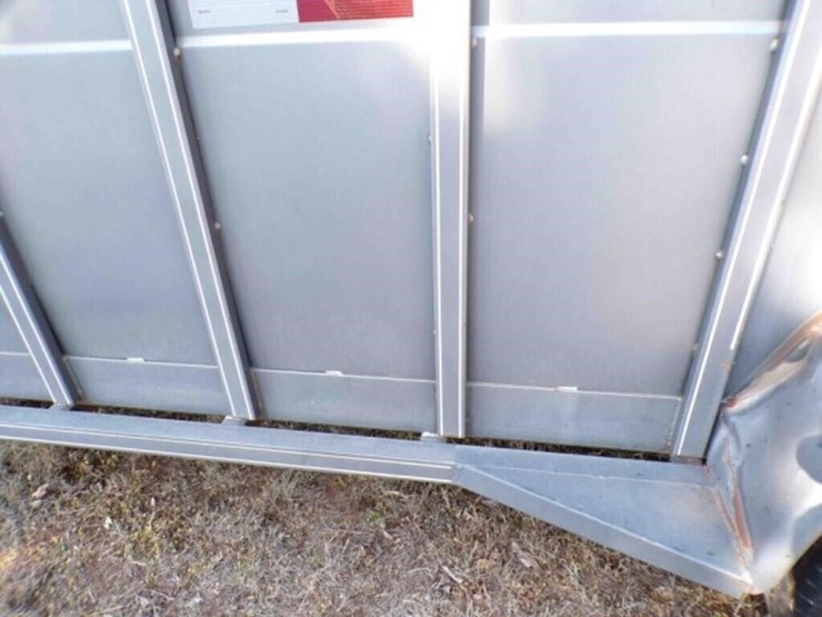 2008-titan-trailer-image-23