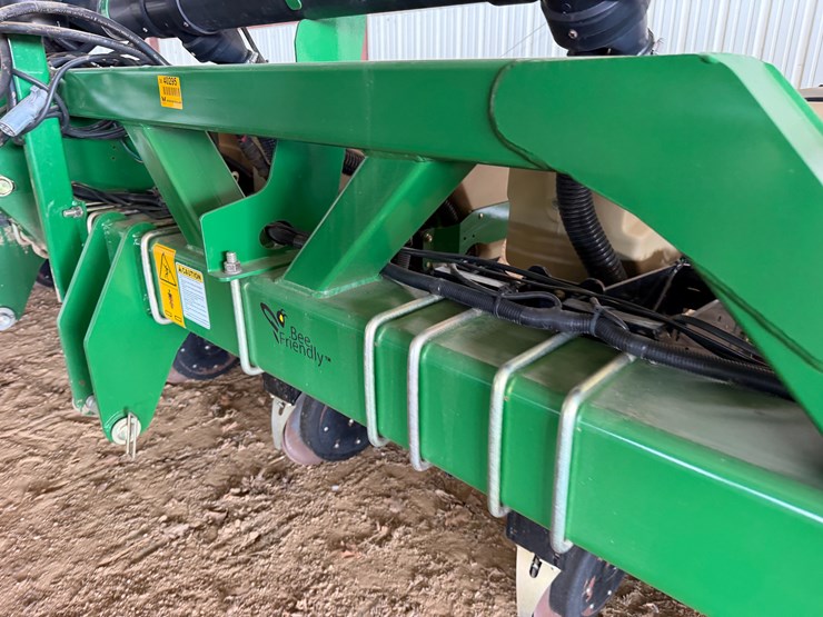 great-plains-yp825a-image-27