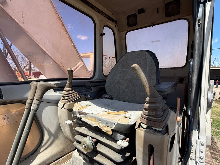 2006-link-belt-210-lx-image-15