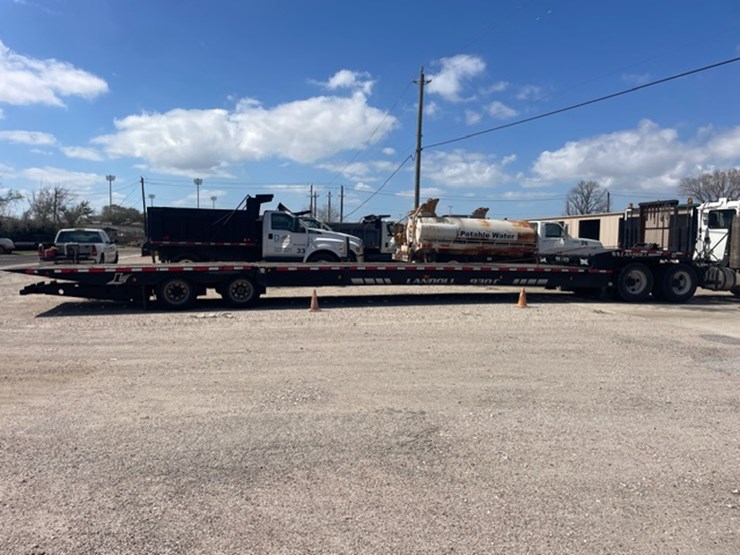 2016-landoll-930c-51-15-image-2