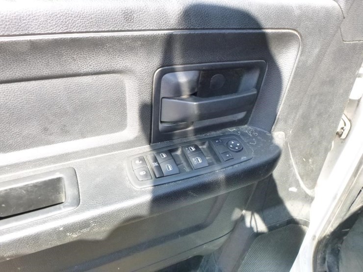 2014-dodge-ram-1500-image-15