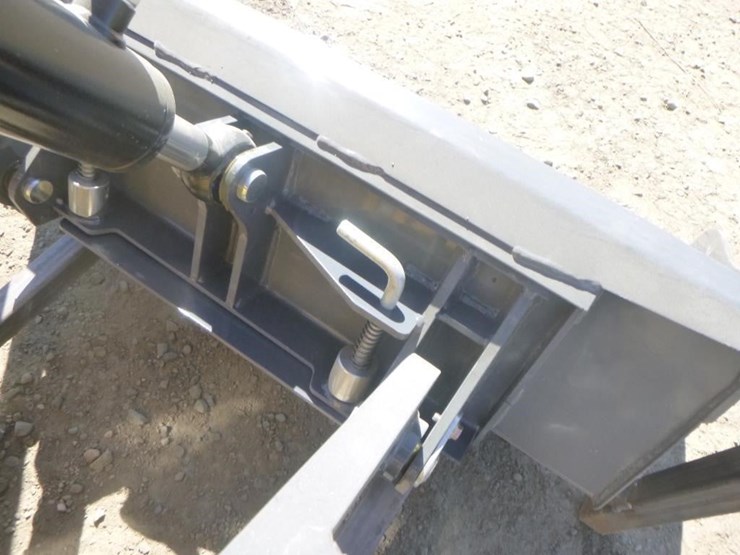 sdlanch-sdll60-skid-steer-track-loader-image-11