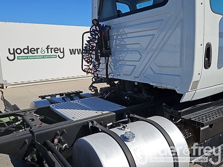 2018-international-lt-image-11