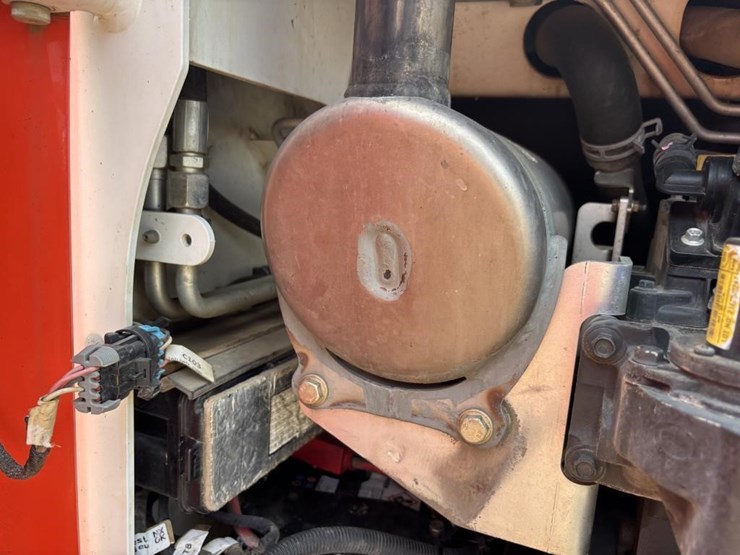 2021-bobcat-t450-image-34