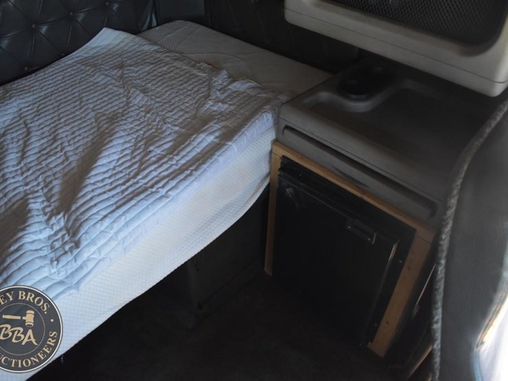 1998-international-9300-image-51