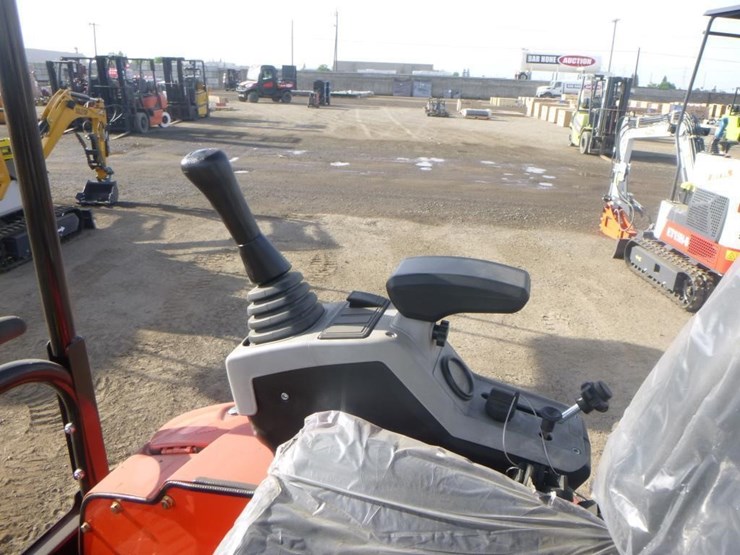 2026-tpm-18hs-hydraulic-excavator-image-23