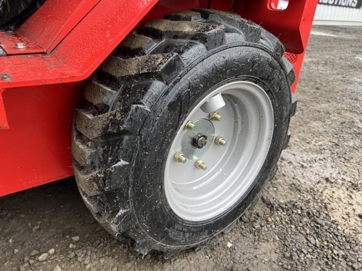 2026-agt-sda-140w-mini-skidsteer-loader-image-16