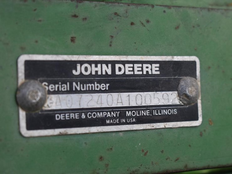 1990-john-deere-7240-image-17