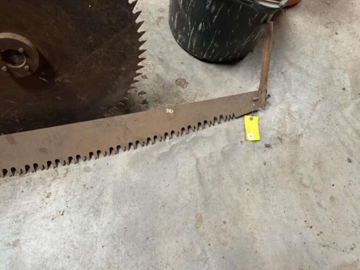 vintage-2-man-saw-image-4