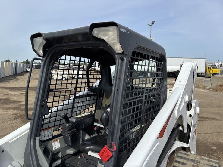 2017-bobcat-t650-image-20