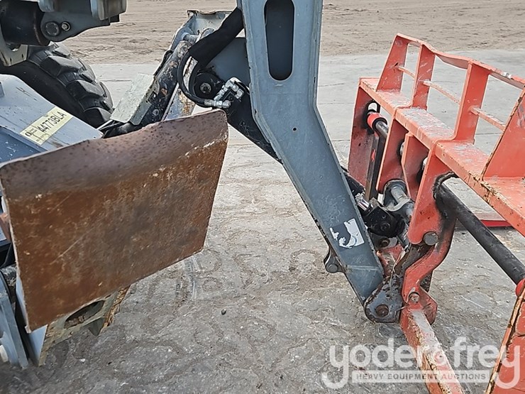 2017-skyjack-sj1056th-image-12