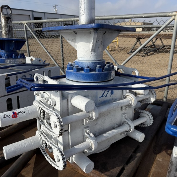 7-1/16 3M 2-3/8 DBL MANUAL BLOWOUT PREVENTER , CHARTED