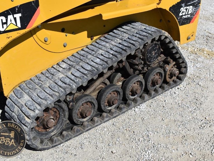 2012-caterpillar-257b3-image-36