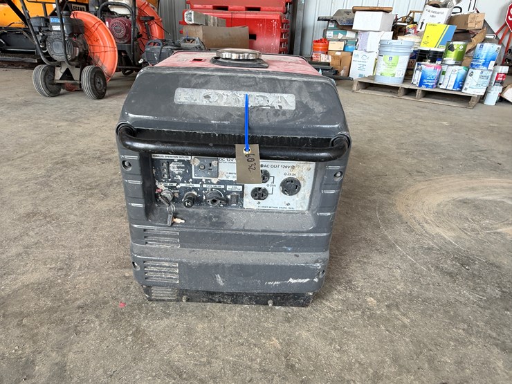 honda-eu3000is-image-4