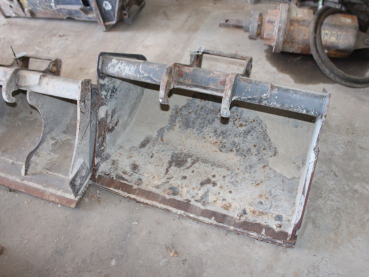 #4018-•-36-in-bucket-image-1