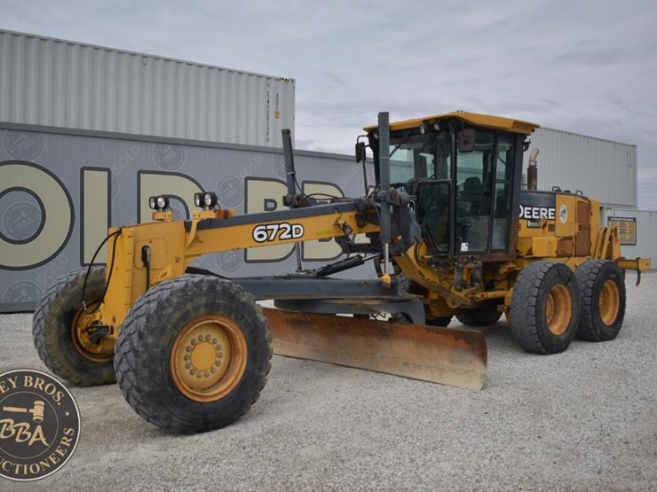 2007-deere-672d-image-3