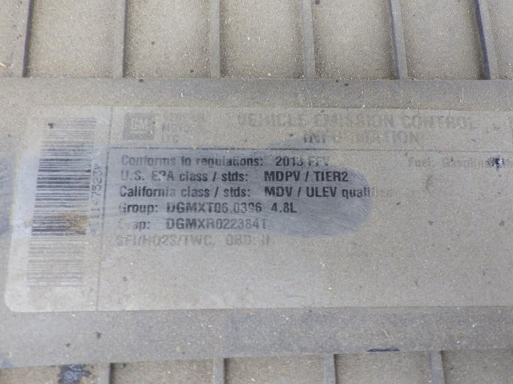 2013-chevrolet-express-2500-image-11