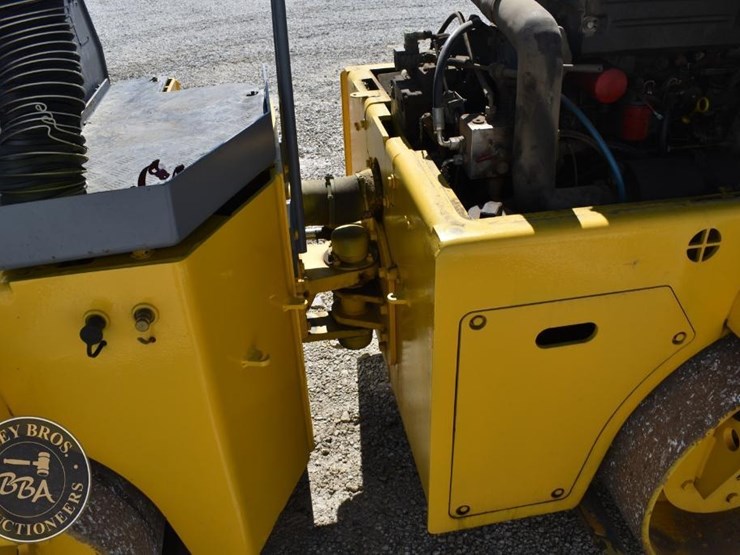 2010-benford-2010sd-image-51