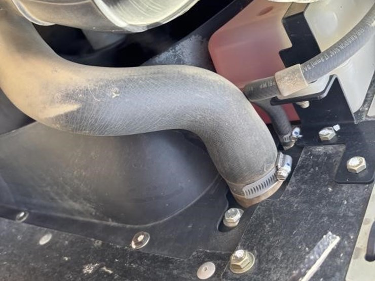 2021-case-570n-ep-image-55