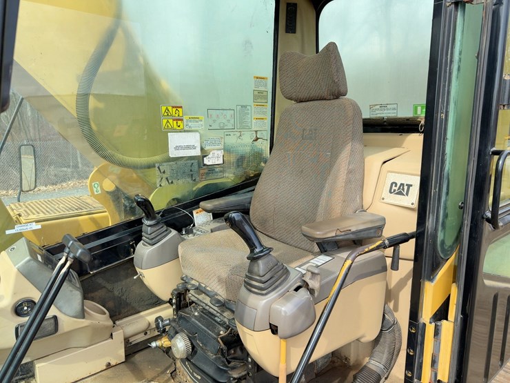 2000-caterpillar-325bl-image-37