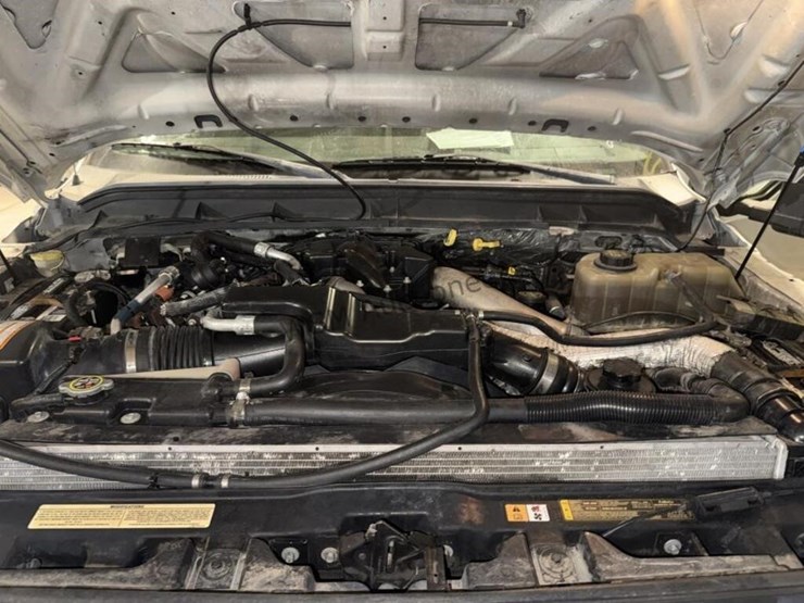 2014-ford-f550-image-14