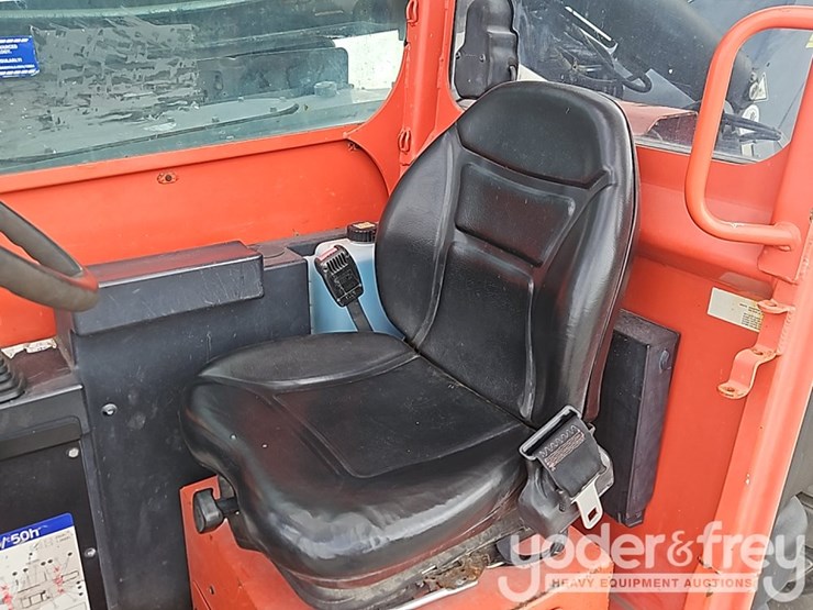 2017-skyjack-sj1056th-image-26