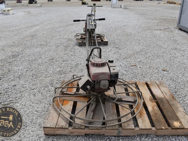 master-48in-walkbehind-trowel-42690-image-6