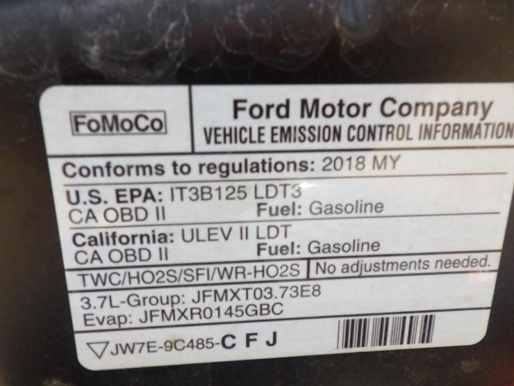 2018-ford-explorer-image-12