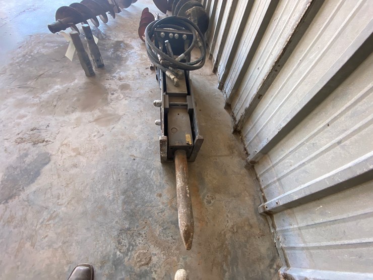 #4001-•-2024-bobcat-nb160-hydraulic-hammer-image-2